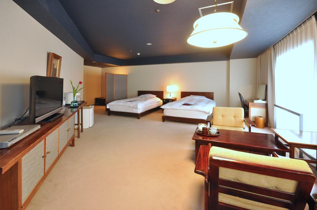 אוסקה Hotel Ichiei מראה חיצוני תמונה