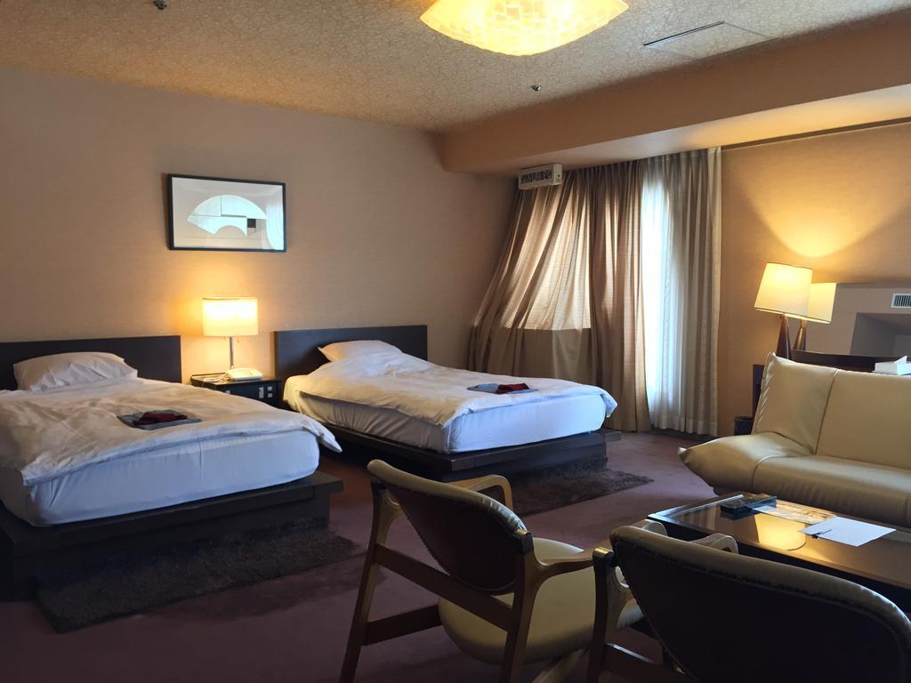 אוסקה Hotel Ichiei מראה חיצוני תמונה