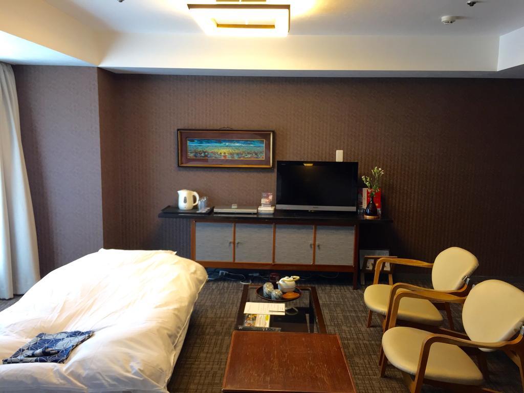 אוסקה Hotel Ichiei מראה חיצוני תמונה